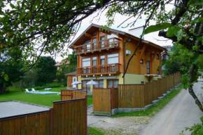 Гостиница Chalet Mont Blanc  Яремче